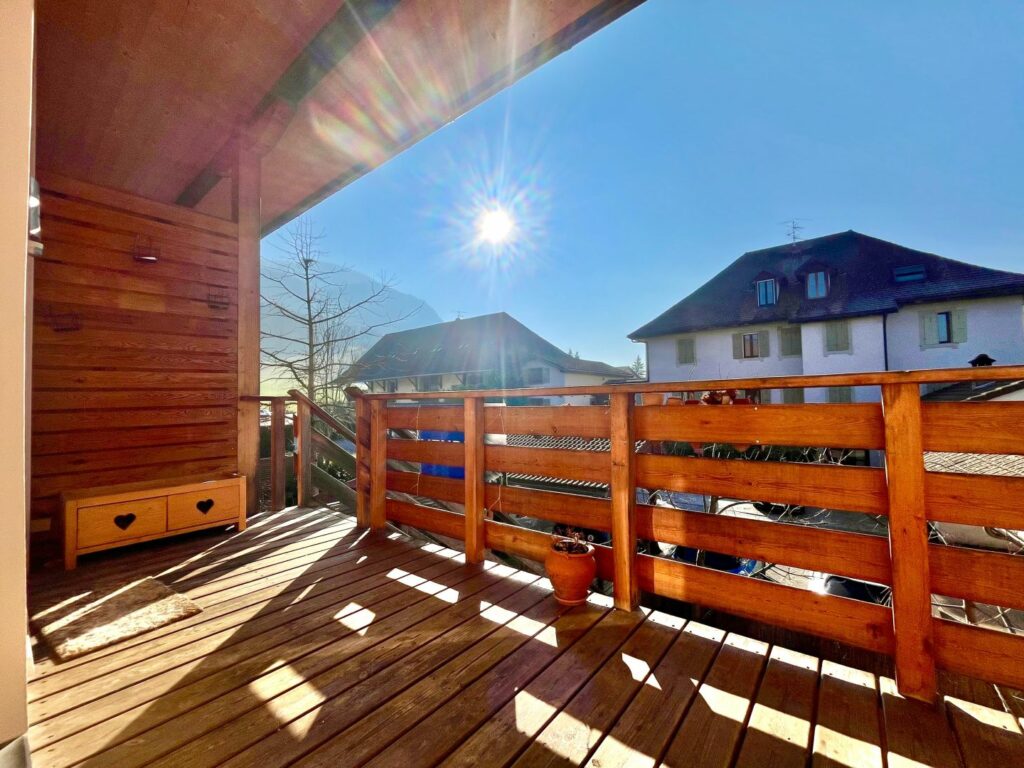 Appartement T4 rénové de 97 M² à Annecy Le Vieux