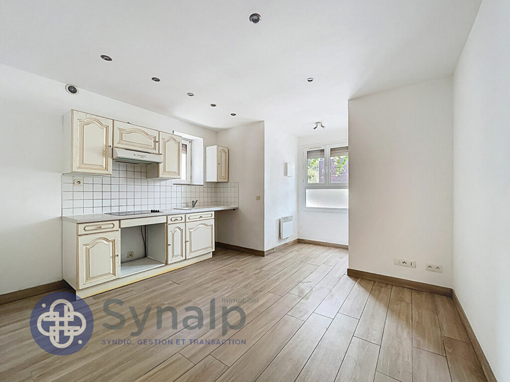 Appartement  T2 de 30.16m² à Aix les Bains centre