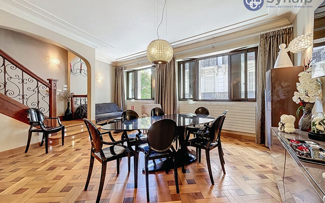 Immeuble de 254m² à Aix Les Bains centre.