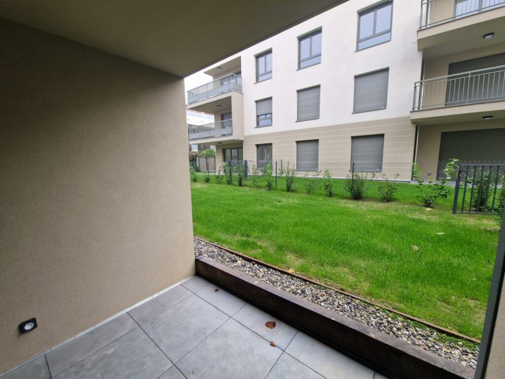 Bel appartement T2 en RDC avec terrasse-jardin et garage