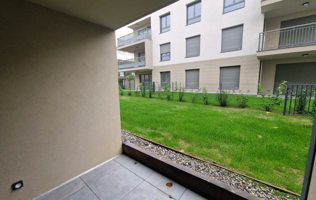 Bel appartement T2 en RDC avec terrasse-jardin et garage