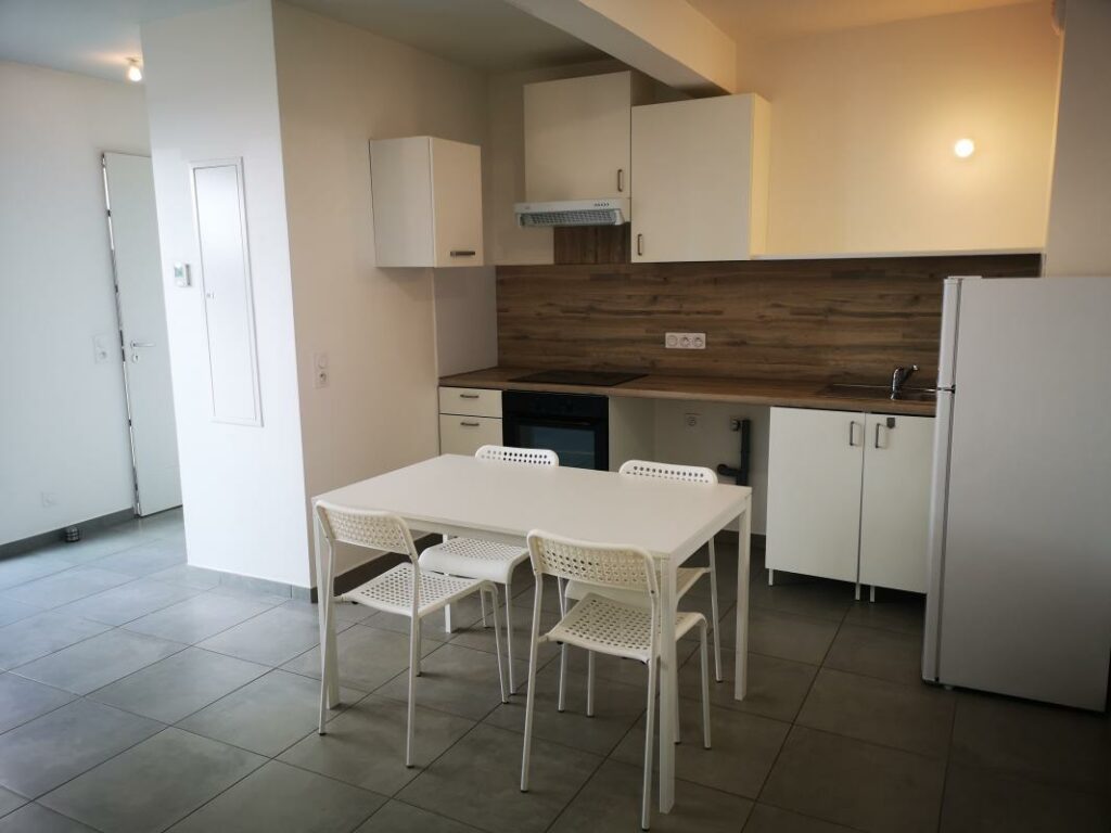 Joli T2 meublé avec terrasse