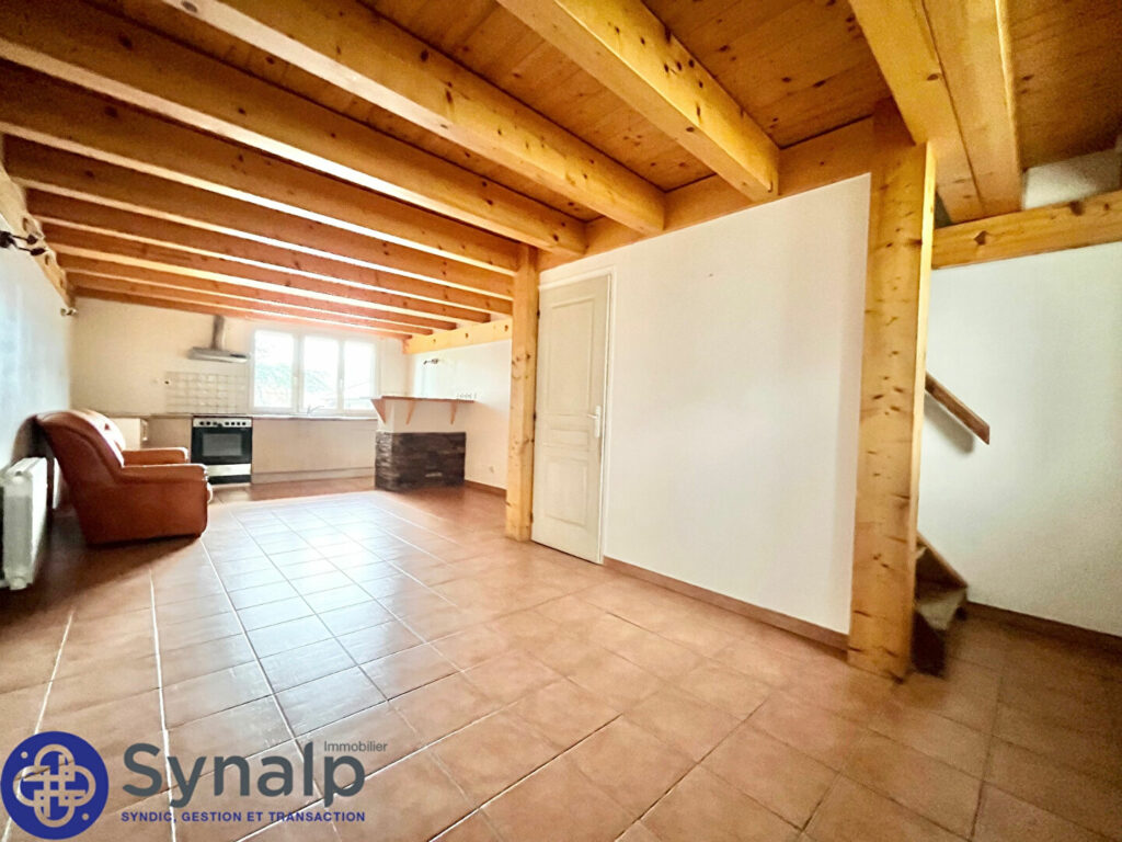 Scionzier – T4 Duplex 88m2 – garage – parking – cave – jardin