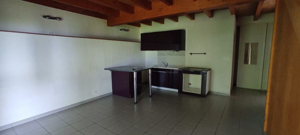 Appartement T3 duplex à louer – secteur MERY