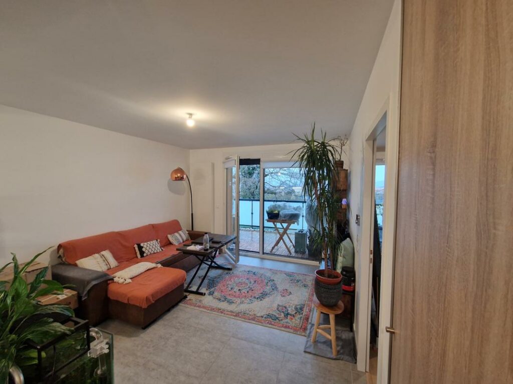 APPARTEMENT T2 – A LOUER – VILLAZ