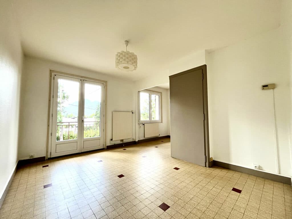 Appartement Scionzier 3 pièce(s) 56 m2