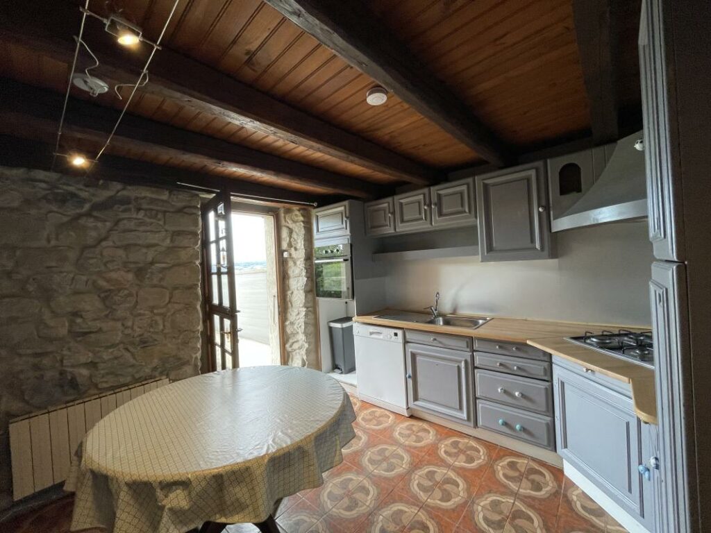 Maison meublé mitoyenne CERCIER