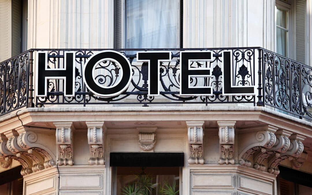 Hôtel avec gite indépendant, 25 chambres, à BOURGOIN-JALLIEU.