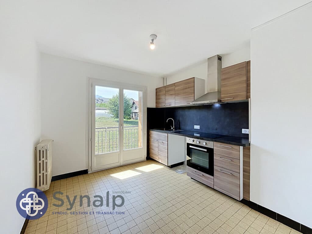Appartement  T4 de 75.7m² avec garage à Tresserve